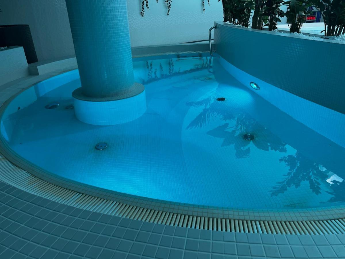 Hanza Tower Bohemia 22 Pool & Jacuzzi Щецин Екстер'єр фото